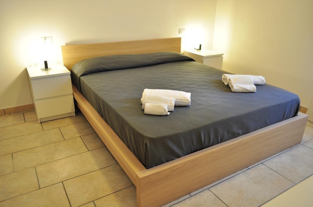 Rooms And Breakfast Zefiro San Vito Lo Capo Quarto foto