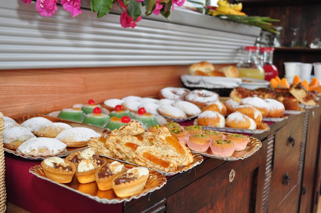 Rooms And Breakfast Zefiro San Vito Lo Capo Exterior foto